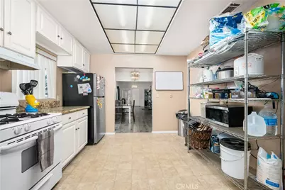 9722 Walnut Street, Bellflower, CA 90706 - Photo 19