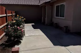 14378 Chestnut St, Adelanto, CA 92301 - Photo 7