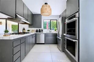 4709 Dunman, Woodland Hills, CA 91364 - Photo 15