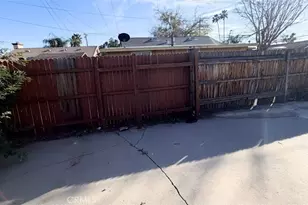 687 W 17th, San Bernardino, CA 92405 - Photo 17