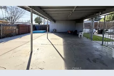 687 W 17th, San Bernardino, CA 92405 - Photo 9