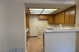 16709 Camden, Cerritos, CA 90703 - Photo 27