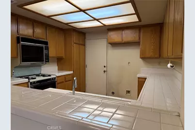 16709 Camden, Cerritos, CA 90703 - Photo 23