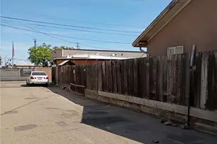 109 Calaveras, Modesto, CA 95354 - Photo 3