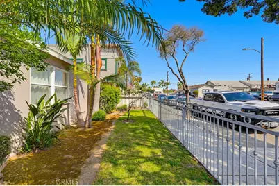 2669 Lime, Signal Hill, CA 90755 - Photo 3