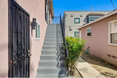 2669 Lime, Signal Hill, CA 90755 - Photo 13