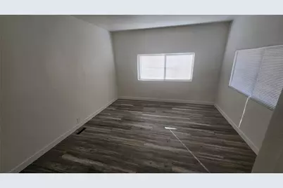 6601 Eucalyptus Drive #84, Bakersfield, CA 93306 - Photo 17