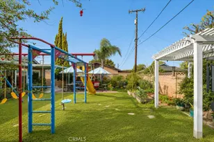909 N Cleveland, Orange, CA 92867 - Photo 37