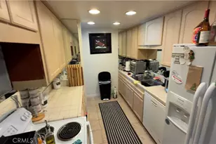 3940 Gresham St, San Diego, CA 92109 - Photo 5