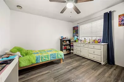 9315 Parrot, Downey, CA 90240 - Photo 17