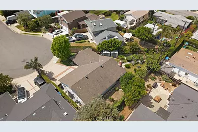 2147 Aster Place, Costa Mesa, CA 92627 - Photo 39