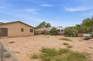 7589 Glider Ave, Hesperia, CA 92345 - Photo 17