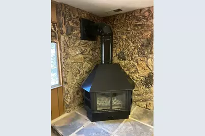 23992 Lakeview Dr., Crestline, CA 92325 - Photo 31