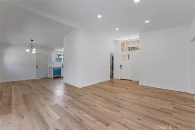 1431 Raymar, Santa Ana, CA 92703 - Photo 7