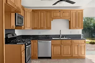 989 Oakdale, Corona, CA 92878 - Photo 25