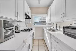 4125 Figueroa St, Los Angeles, CA 90037 - Photo 9