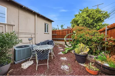 386 Los Altos Avenue, Long Beach, CA 90814 - Photo 47
