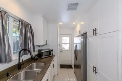 2219 W Coronet Avenue, Anaheim, CA 92801 - Photo 19