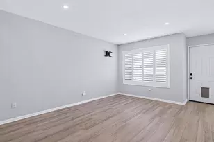 17835 Beard Ln, Huntington Beach, CA 92647 - Photo 5