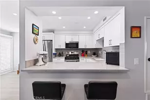 17835 Beard Ln, Huntington Beach, CA 92647 - Photo 3