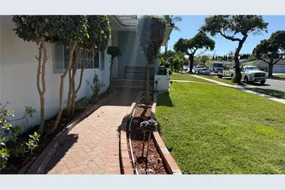 1048 E 45th Way, Long Beach, CA 90807 - Photo 3