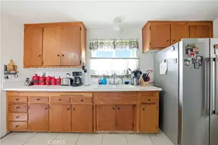 10460 Lorinda Ave, Buena Park, CA 90620 - Photo 3