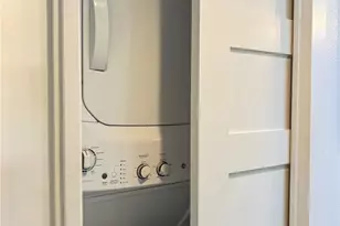 1340 Kenwood Rd, Seal Beach, CA 90740 - Photo 23