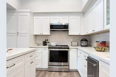 1340 Kenwood Road #M7-156J, Seal Beach, CA 90740 - Photo 13