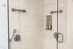 1340 Kenwood Rd, Seal Beach, CA 90740 - Photo 21