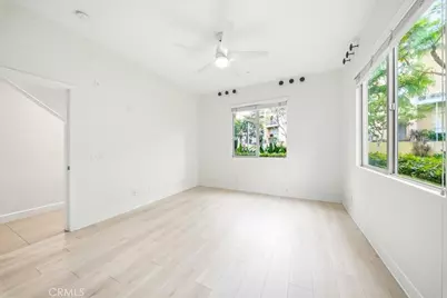 27 Soho, Irvine, CA 92612 - Photo 31