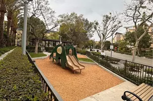 27 Soho, Irvine, CA 92612 - Photo 47