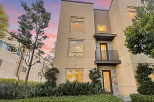 27 Soho, Irvine, CA 92612 - Photo 1