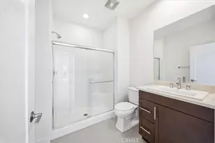 27 Soho, Irvine, CA 92612 - Photo 19