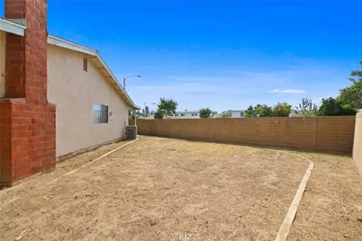 121 S Connie Circle, Anaheim, CA 92806 - Photo 37