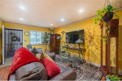 16710 Orange Ave. #A1, Paramount, CA 90723 - Photo 5