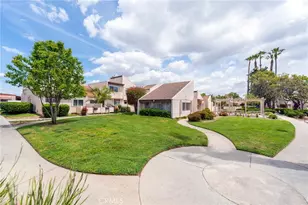 16710 Orange Ave, Paramount, CA 90723 - Photo 27