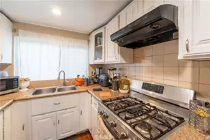 16710 Orange Ave, Paramount, CA 90723 - Photo 11