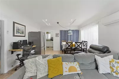 725 W 107th, Los Angeles, CA 90044 - Photo 5