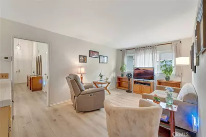 10685 Lynn Circle, Cypress, CA 90630 - Photo 7