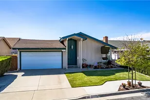 10685 Lynn Cir, Cypress, CA 90630 - Photo 33