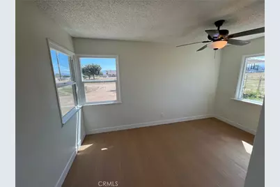 15683 Fir, Hesperia, CA 92345 - Photo 37