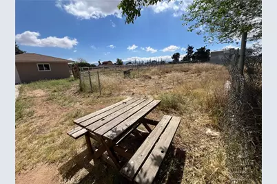 15683 Fir, Hesperia, CA 92345 - Photo 31