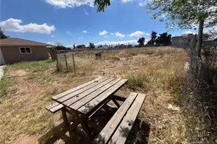 15683 Fir, Hesperia, CA 92345 - Photo 31