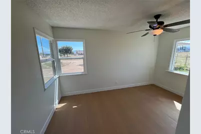 15683 Fir, Hesperia, CA 92345 - Photo 37