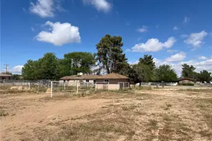 15683 Fir, Hesperia, CA 92345 - Photo 35