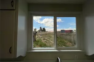 15683 Fir, Hesperia, CA 92345 - Photo 39