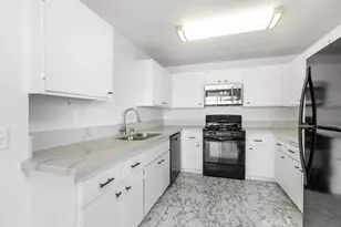 409 Utica, Huntington Beach, CA 92648 - Photo 5