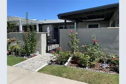 1851 McKinney Way, M15-25B, Seal Beach, CA 90740 - Photo 3