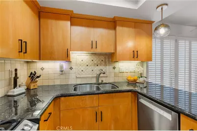 2601 E 19th #4, Signal Hill, CA 90755 - Photo 11