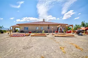 3789 Luna Rd, Phelan, CA 92371 - Photo 57